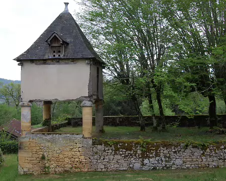 DSC_0019 Vitrac: Pigeonnier sur pilotis, Vitrac