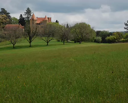 DSC_0032 Boucle de Vitrac: Château de Marobert sur la commune de Vitrac, privé.