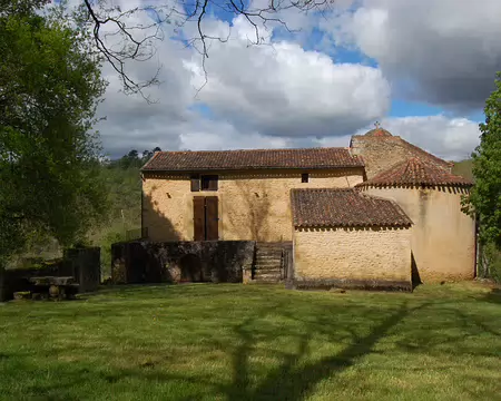 DSC_0111 Aujourd'hui, boucle de la Pierre, près de Belvès. Le relais de St Pardoux sur le chemin de St Jacques de Compostelle.