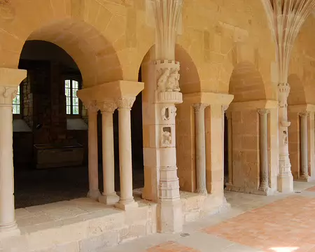 DSC_0121 Cadouin: Le font du cloitre.