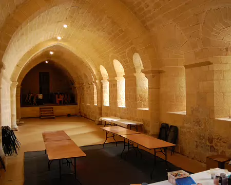 DSC_0126 Cadouin: Le réfectoire dans les communs.