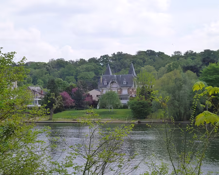 P1210102 Maison de villégiature