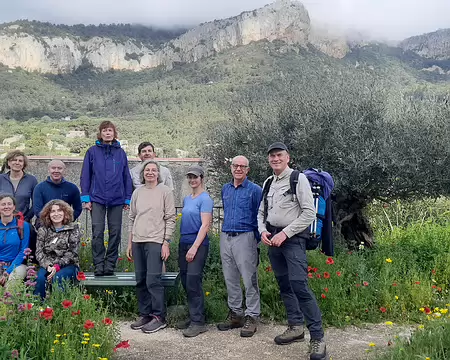 20250419_093753 Notre groupe au départ du Revest-les-Eaux