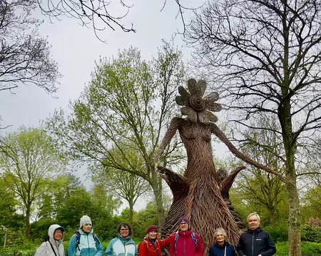 Dans le jardin du château de La Roche Jagu.