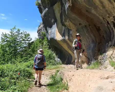 20250529135751 La falaise qui abrite l'ermitage de Bartolomeo