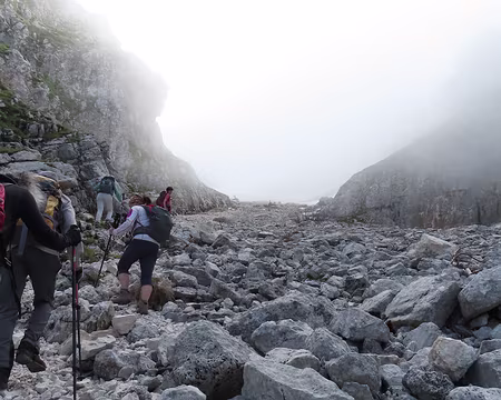 20250531090019 En haut, une légère brume.