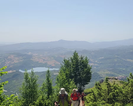 20250608_100644 Nous avons vu tout en bas les usines 