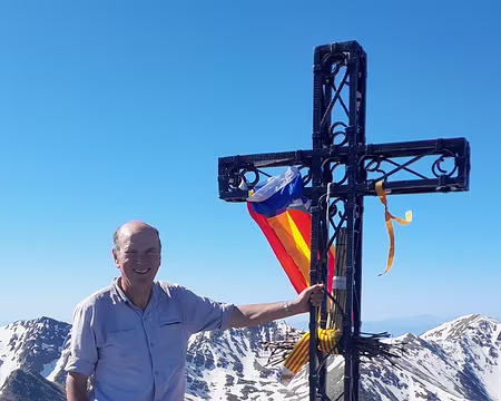 20250530_100110 Arrivée au sommet, après avoir contourné quelques névés bien glacés