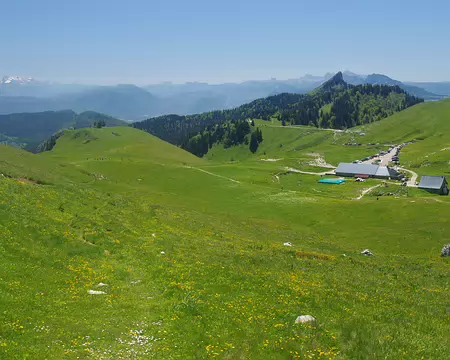 Descente de Charmant Som, arrivée au parking Descente de Charmant Som, arrivée au parking