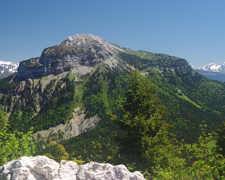 Chamechaude en face Chamechaude en face
