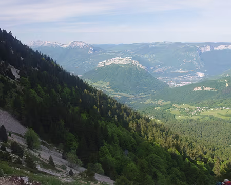 Vue vers le Vercors au fond, et l’« île Néron » au centre Vue vers le Vercors au fond, et l’« île Néron » au centre
