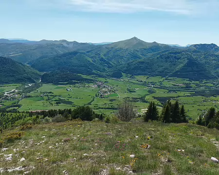 003 vue sur Lus La Croix Haute