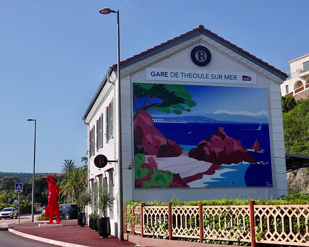 L'ancienne gare de Théoule-sur-Mer...