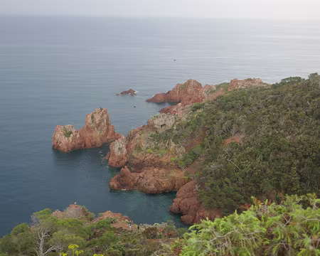 Pointe de l'Esquine de l'Ay.