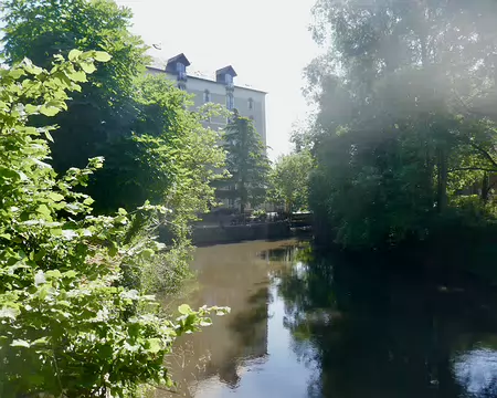 L'ancien moulin de Vaux, reconverti en habitations.