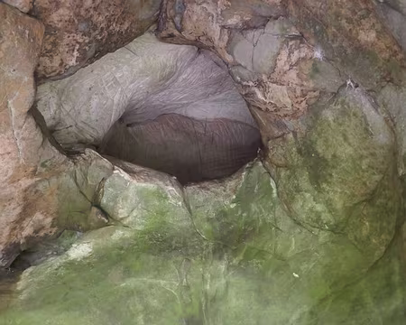 Le trou du Sarrazin.