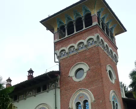 P1350886
