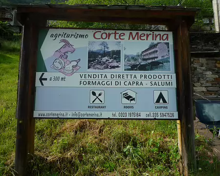 P1360028 Notre dîner se prépare ici.