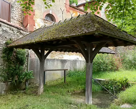 048 Le lavoir du château de Vauboyen