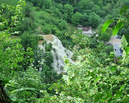 053 Haut de la cascade des Tufs