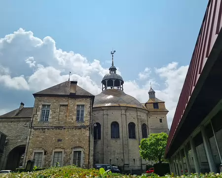 059 Chapelle Notre-Dame Libératrice construite au XVIIe siècle suite à trois vœux de la population pour remercier la Vierge d'avoir protégé les habitants des...