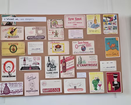 075 C'est un objet que les moins de 60 ans ne peuvent pas connaître, et pourtant il a fait fureur vers 1950 dans les cours d'école