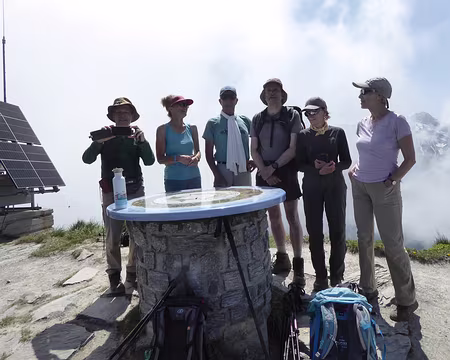 P1040100 au sommet du Mont Joly