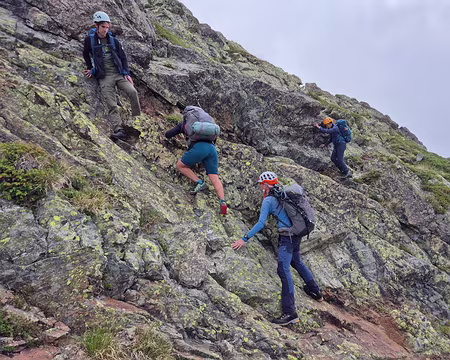 20250704_180516 dans la descente du Galeteau vers le refuge de la Pra, ce n'est pas un sentier...