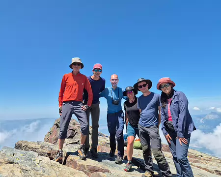 20250705_131517 l'équipe sur la Grande Lance de Domène (2790m)