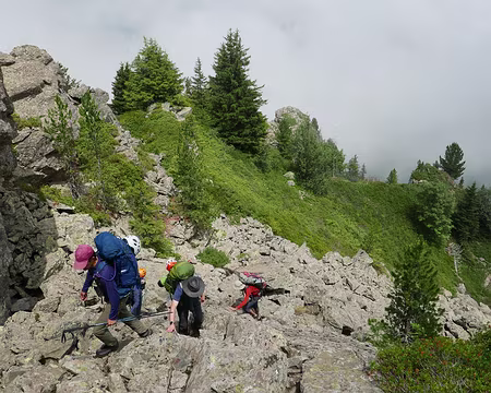 P1180917 Les nappes de nuages sont maintenant en dessous de nous.