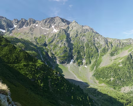 P1190038 En bas à droite le Habert du Mousset
