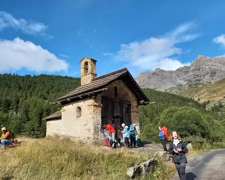 20250726_092947-01 26.07.25 À la recherche du réseau perdu depuis 5 jours (derrière la chapelle ?)