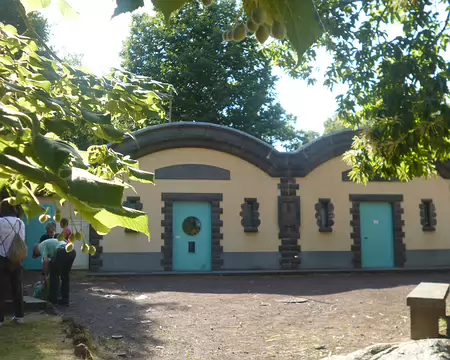 P1210416 Eaux de Volvic