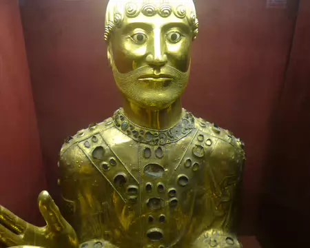 P1210487 Buste de Saint-Baudime, XIIè s.