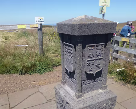 P1210563 La Borne des quatre Seigneurs