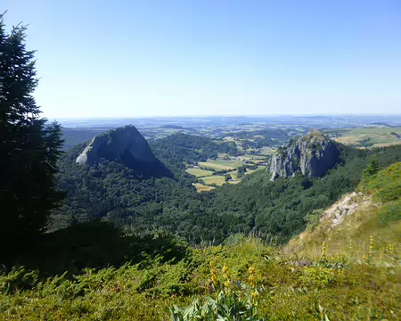 P1210569 Les Roches Tuilière et Sanadoire