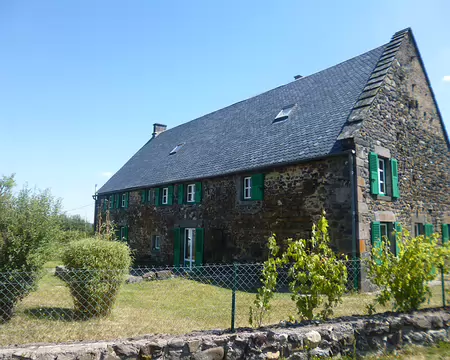 P1210599 Habitat auvergat