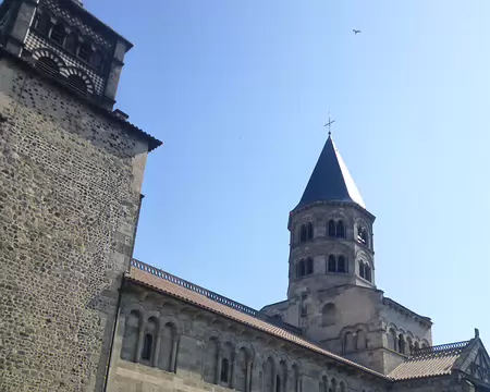 P1210630 La Basilique Notre-Dame-du-Port (XIIè s.), Clermont-Ferrand