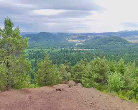 Depuis le sommet du puy de Lassolas.