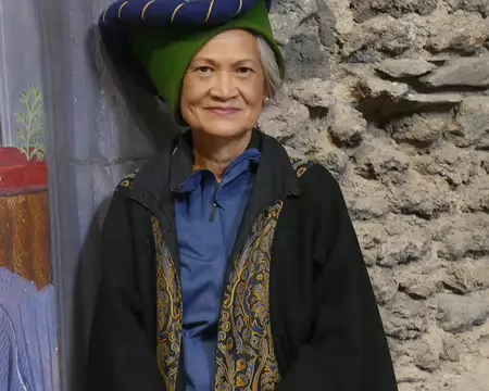 Une noble dame est revenue de l'époque...