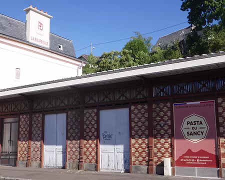 L'ancienne gare de La Bourboule, transformée en commerces.