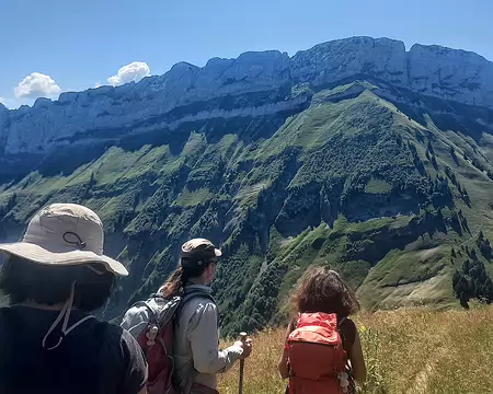 20250712_111551-01 Face à la muraille du Mont Lachat et la Croix de Pierre à la Dame 2019 m.