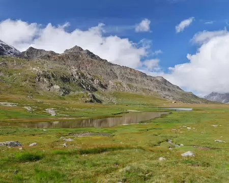 P1190061 Le lac de Longet et la Pointe de Cornascle (3141m).