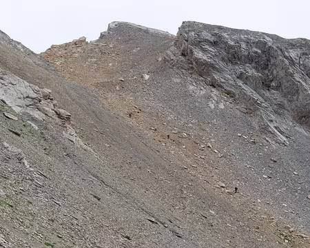 P1190111 Vue large sur le col et le mont de Ciaslaras.
