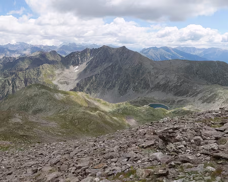 P1190385_1 Vue vers les Lacs de Colle Longue.