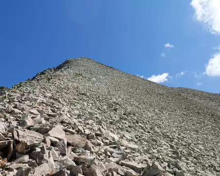 P1190441 Cime de la Lombarde en cours d'ascension.