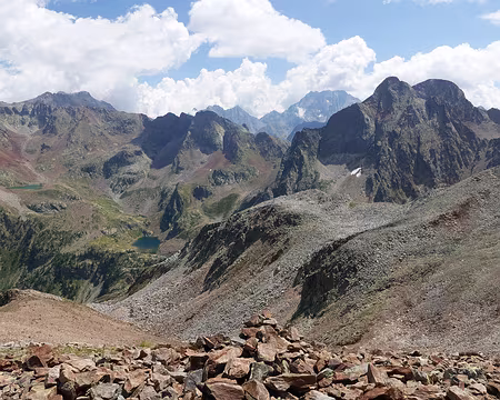 P1190442 Vue sur Monte Matto, l'Argentera, le Mont Malinvern et la Tête du Claus.