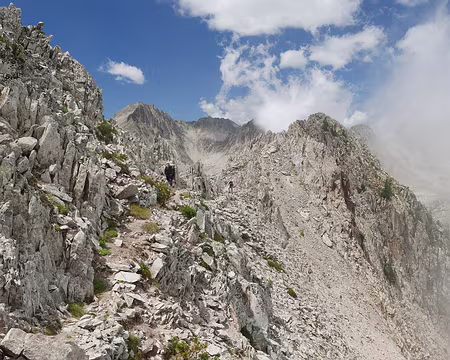 P1190567 Le collet (2670m) dans le rétroviseur.