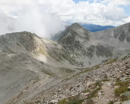 P1190583 Descente au Col de Frémamorte.