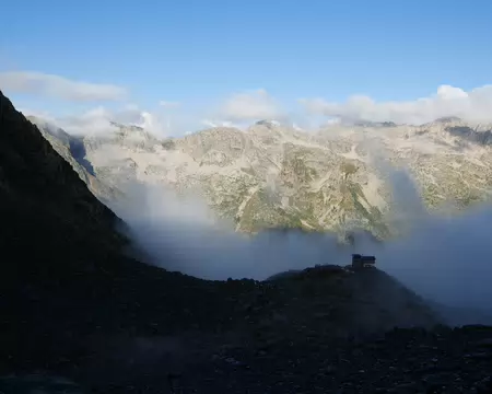 P1190599 Vue sur le Rifugio Franco Remondino.